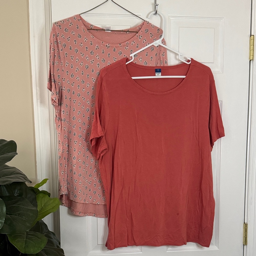 Old Navy Pink and Coral Short Sleeve Tops